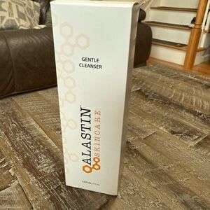 Alastin Skincare Gentle Cleanser - White and Orange